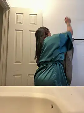 RacccoonBaby07 live sex cam