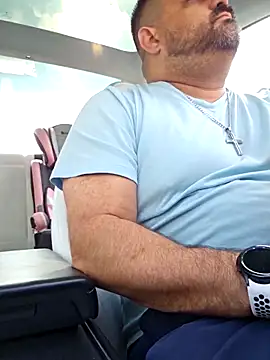 Roddog18 live sex cam