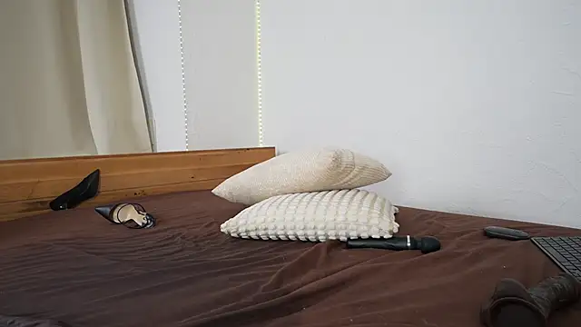 missdaisydiamond777 live sex cam