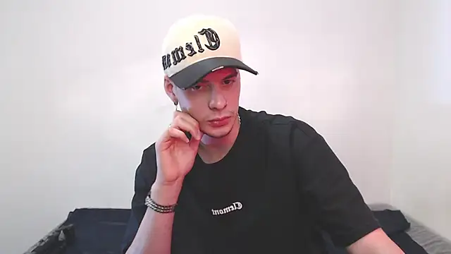 Vlad__night live sex cam