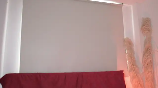 roselinedior live sex cam