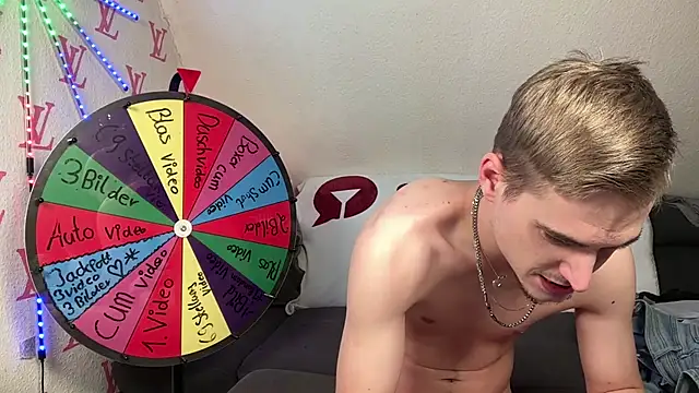 Cookieboy88 live sex cam