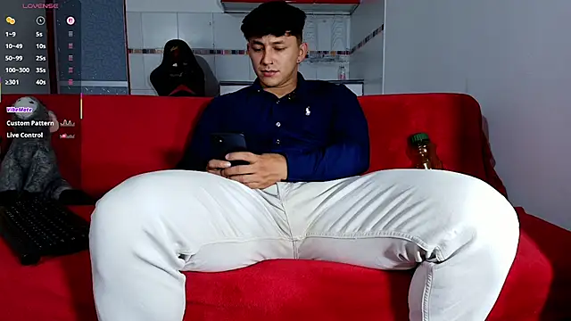 jacques_cardiet live sex cam