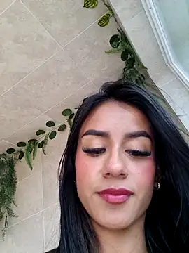 Juliana_Xander live sex cam