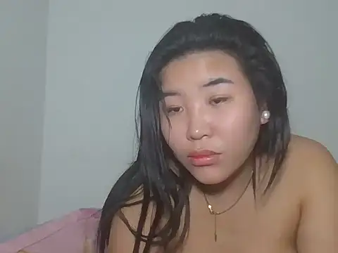 Zyeiii's cam snapshot