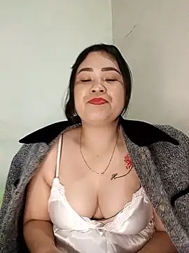 Luckygirls-399's cam snapshot