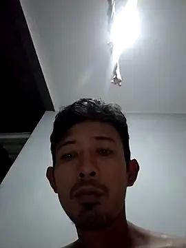 Dwirosebig live sex cam