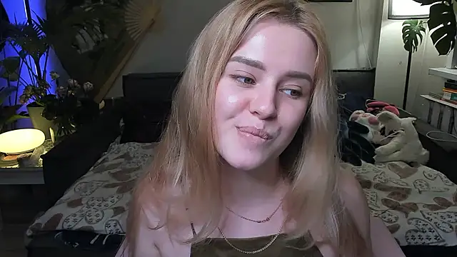 Alexa_Pirs's cam snapshot