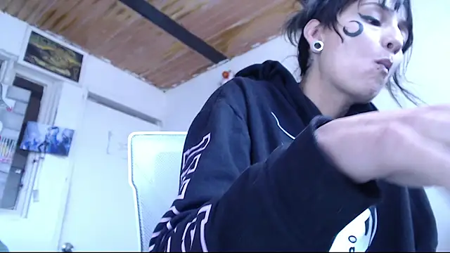 Cortana2_0's cam snapshot