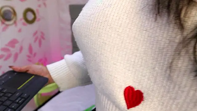 Isabelle_Lane's cam snapshot