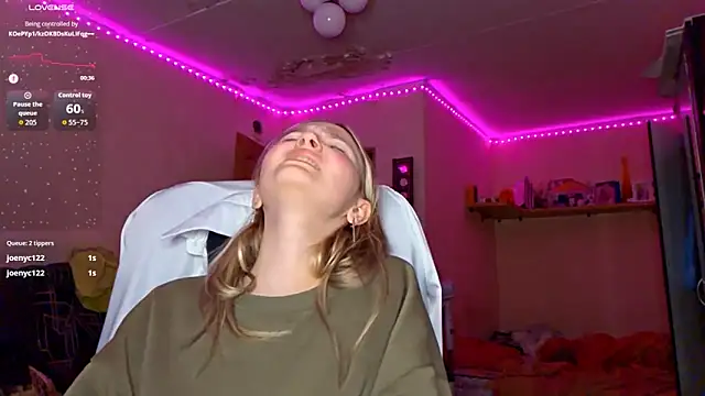 KarinRobertson's cam snapshot