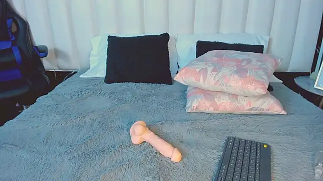 Lizz39's cam snapshot