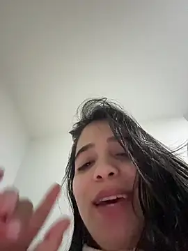 tati_reyess's cam snapshot