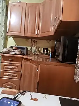 Laura_Kiss's cam snapshot