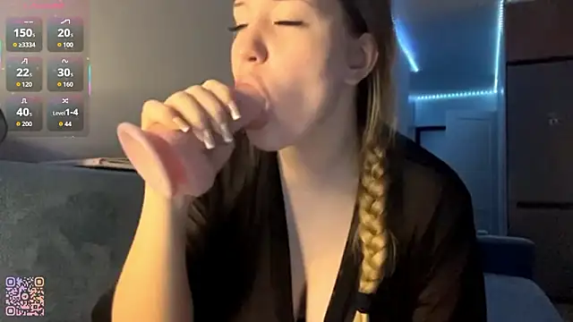 PandaFluff's cam snapshot