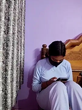 Student12th's cam snapshot