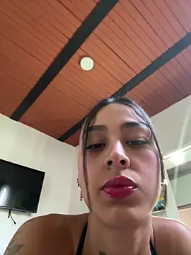 paisitahot1975's cam snapshot