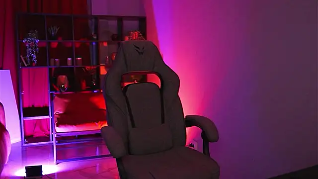 ElinVale's cam snapshot