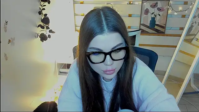 Violetta_Brilliant's cam snapshot