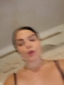 Xladycharme's cam snapshot