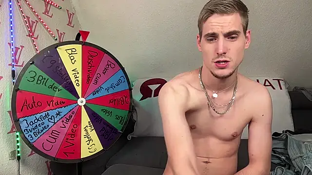 Cookieboy88 live sex cam