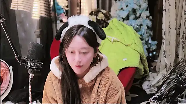 Missy_Nana21 live sex cam