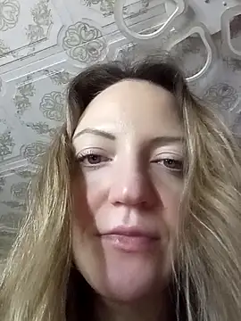 KattyLuuu live sex cam