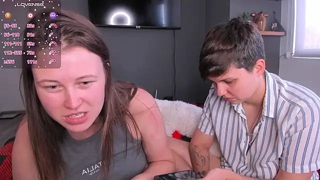 Tenderly_Couple live sex cam