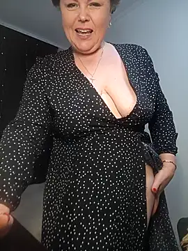 EllaLove2277 live sex cam