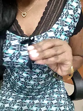 Tamilmallu-duskygirl03 live sex cam
