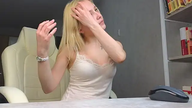 Marietta_Castro live sex cam