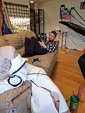 YourFavCanadianMILF live sex cam