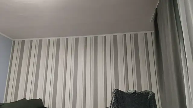 EdithManning's cam snapshot