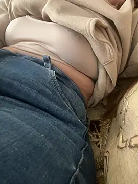 Cloew_Marz's cam snapshot