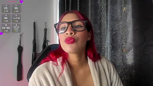 charrlotte_quinn's cam snapshot