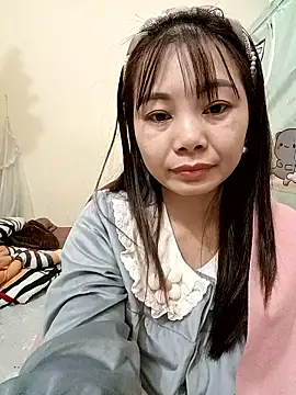 Moon-night222 live sex cam