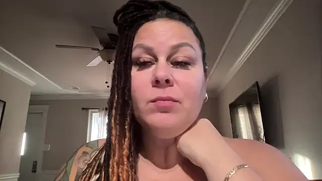 WorldsGreatestCockRater's cam snapshot