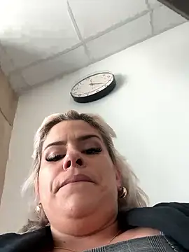 toomuchofafreak's cam snapshot