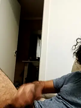 Batou1683 live sex cam