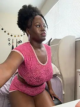 ladiosa_selene's cam snapshot