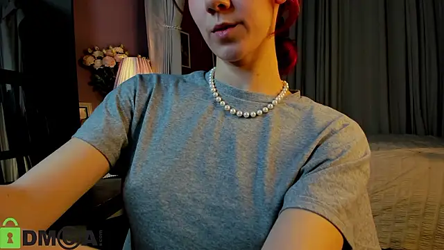 Dearly_Emily's cam snapshot