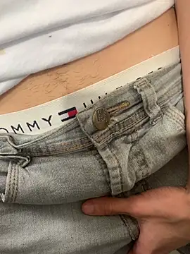 Pytergreensex's cam snapshot