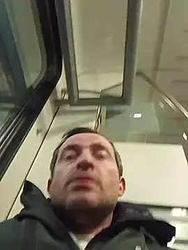 openlegsforyou's cam snapshot