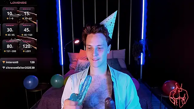 LeoMooree's cam snapshot