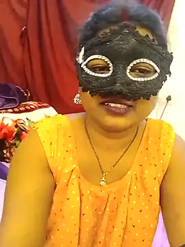 Love-Birds2's cam snapshot