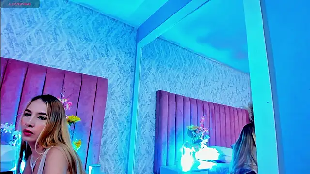 chiarabonds's cam snapshot