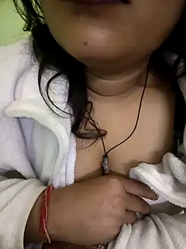 Pink_Lipstick's cam snapshot