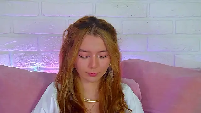 VanessaVienne live sex cam