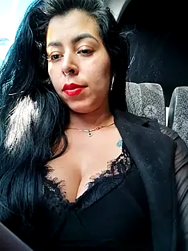 Luianna live sex cam