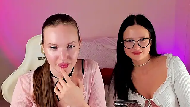 MishkaMe live sex cam